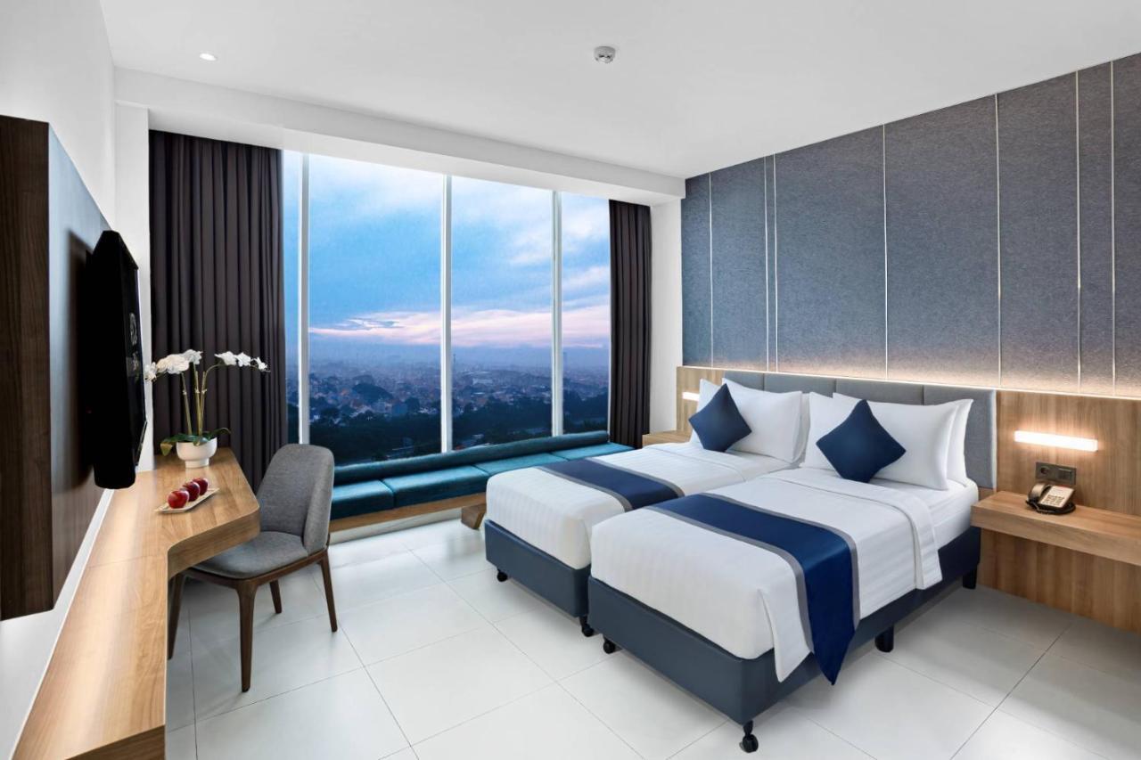 Aston Sidoarjo City Hotel & Conference Center Екстер'єр фото