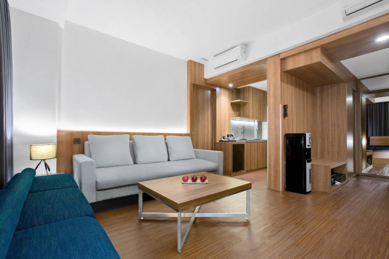 Aston Sidoarjo City Hotel & Conference Center Екстер'єр фото