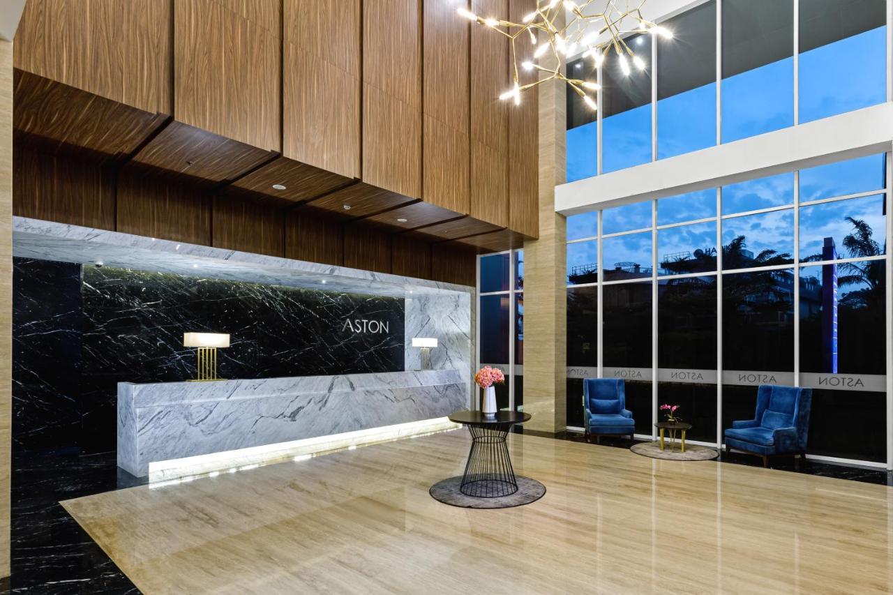 Aston Sidoarjo City Hotel & Conference Center Екстер'єр фото