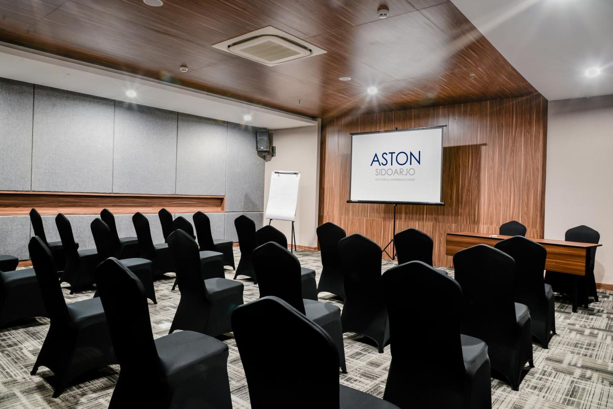 Aston Sidoarjo City Hotel & Conference Center Екстер'єр фото