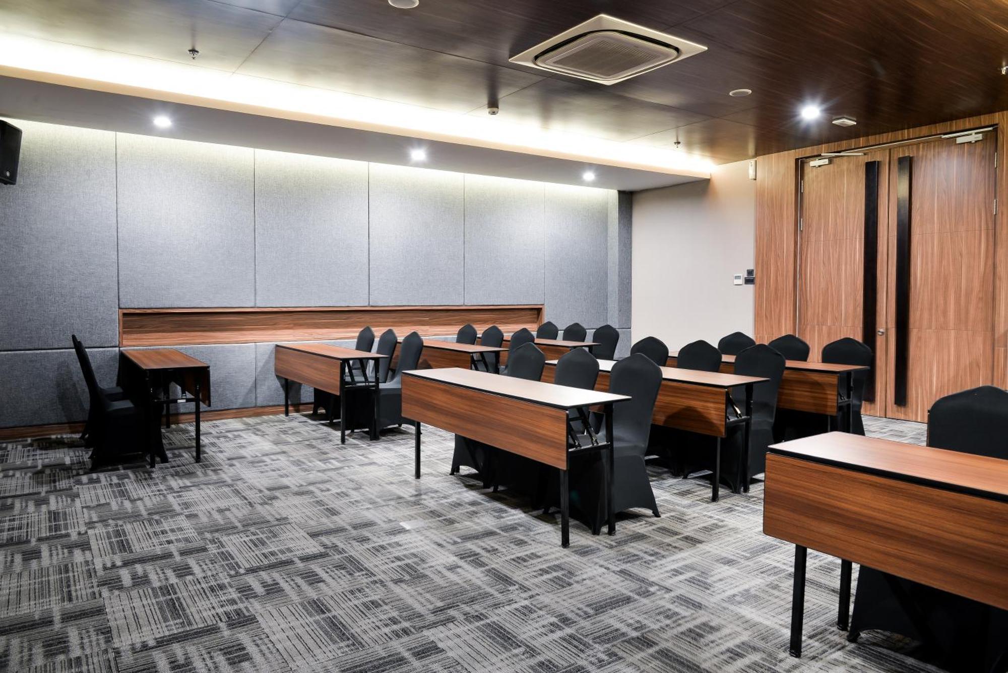 Aston Sidoarjo City Hotel & Conference Center Екстер'єр фото